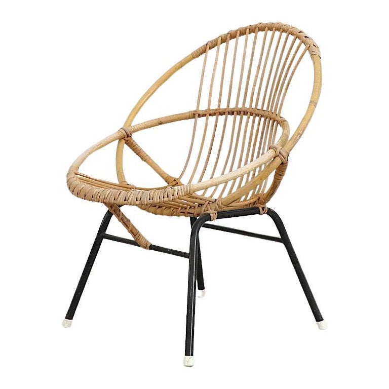 Little Mid-Century Rohe Noordwolde Bamboo Hoop Chair with Black Enameled Frame For Sale