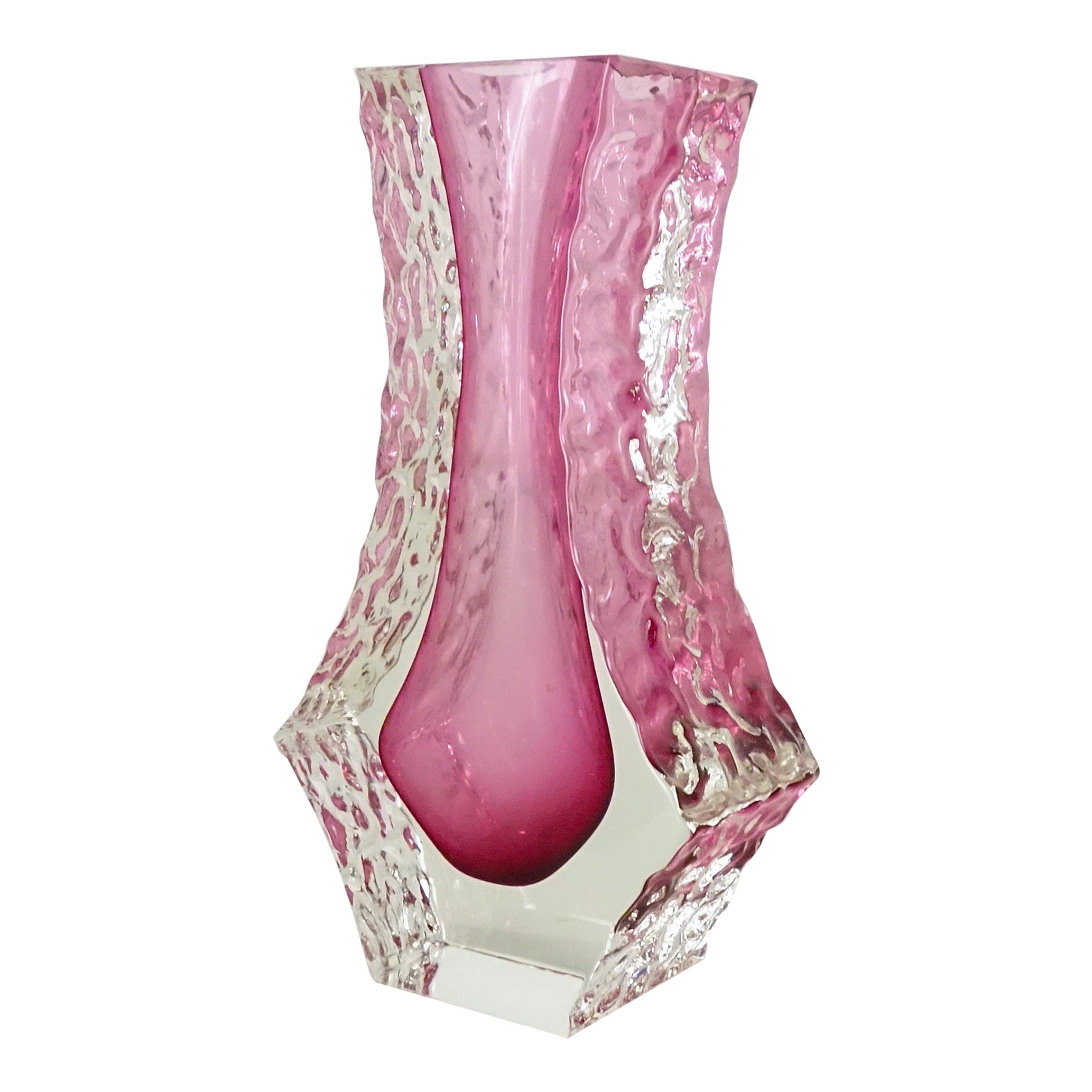 Mandruzzato Murano Sommerso Ice Pink Faceted Vase For Sale