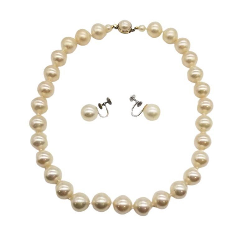 Marvella Faux Pearl Necklace and Earrings Set For Sale