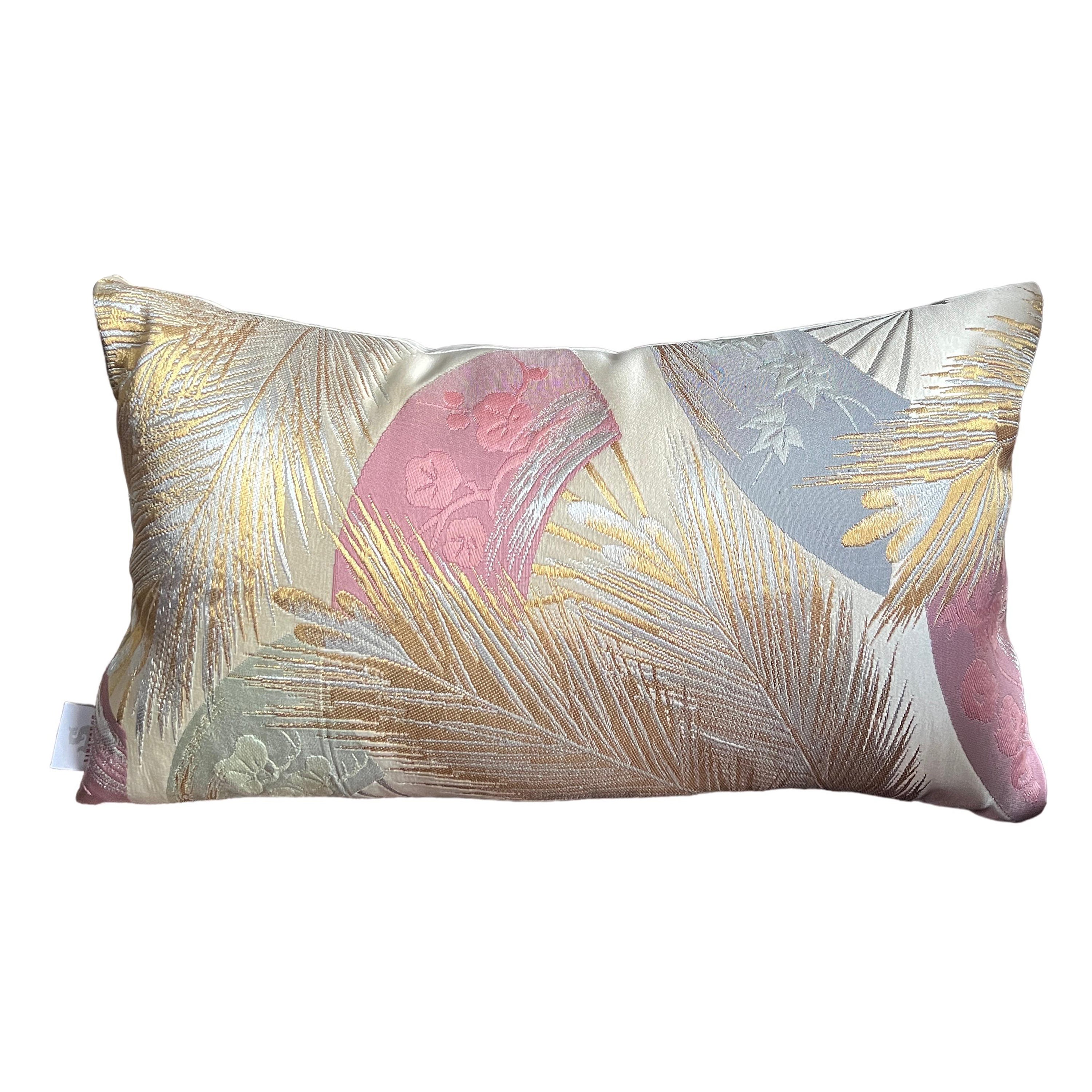 Luxury Silk pillow from Sinapango Paris