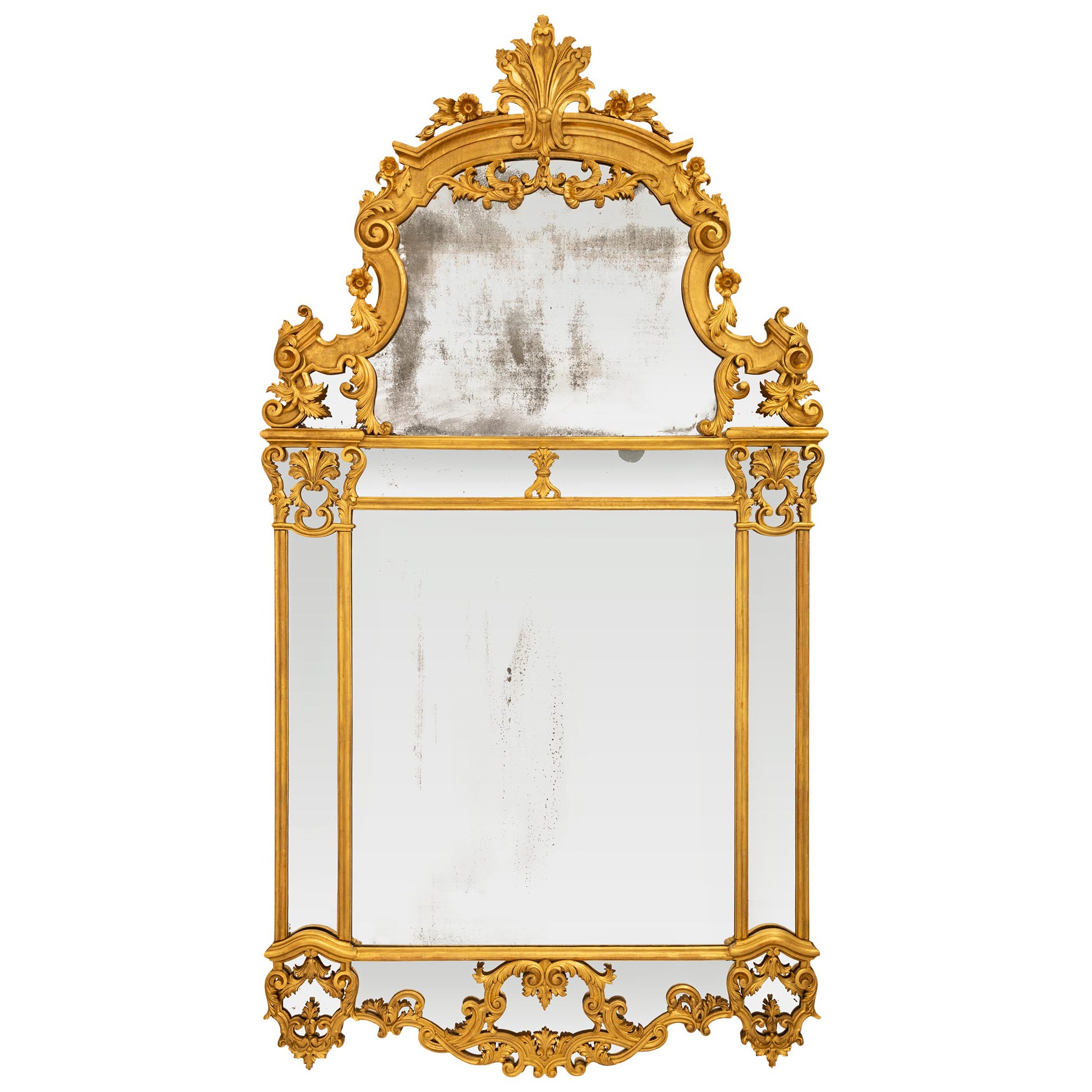 Miroir de style Régence français du 19ème siècle en bois doré