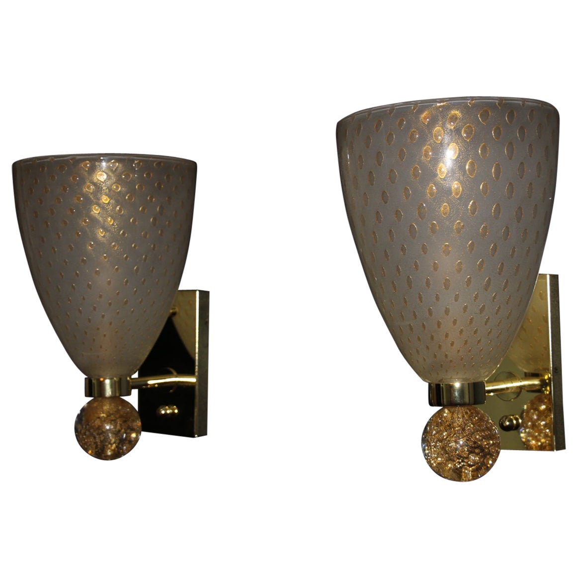 Barovier Style Murano Glass Sconces with Golden Flakes and Bubbles, Wall Lights For Sale