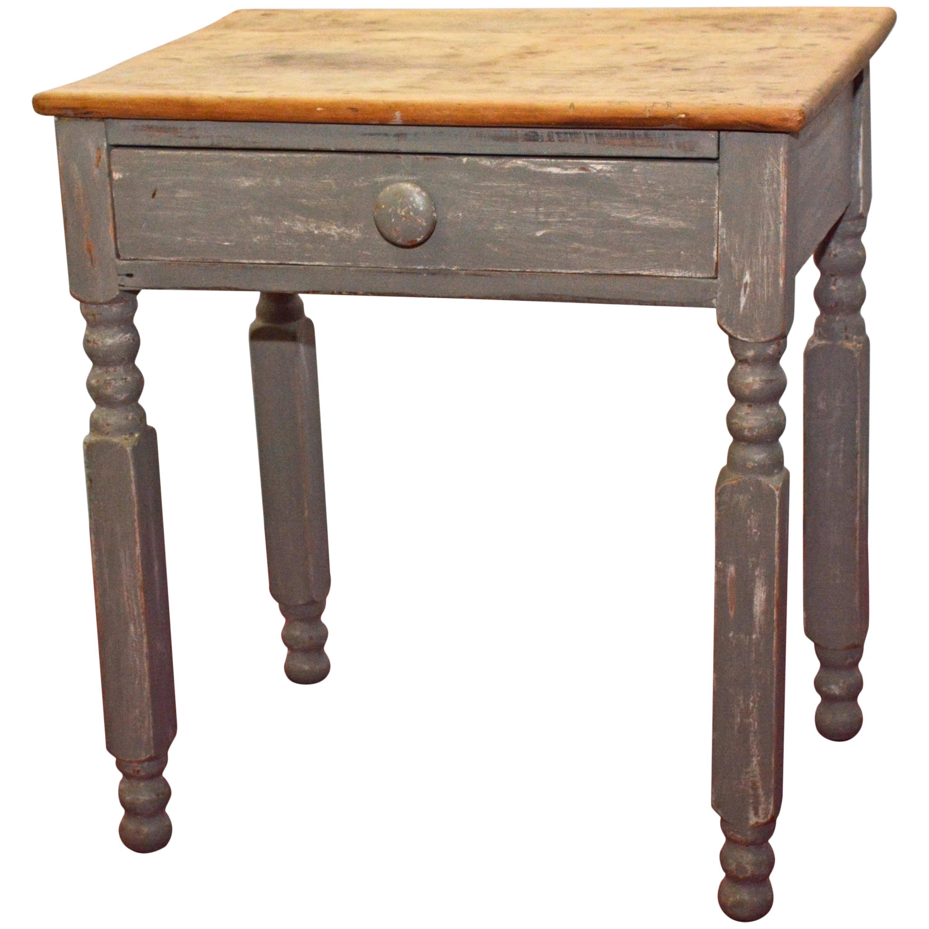 Gustavian Style Country End Table