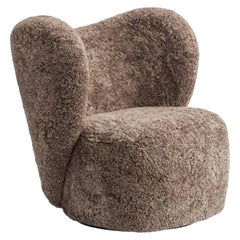 Norr11 Drehbarer kleiner, großer Stuhl aus Schafsleder von Hansen & Hyldahl in STOCK