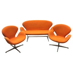Swan Sofa & 2x Chair by Arne Jacobsen for Fritz Hansen 2006 Model