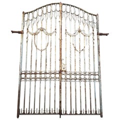 Elegant & Grand Pair of Vintage Wrought Iron Driveway Entrance Gates for portal 