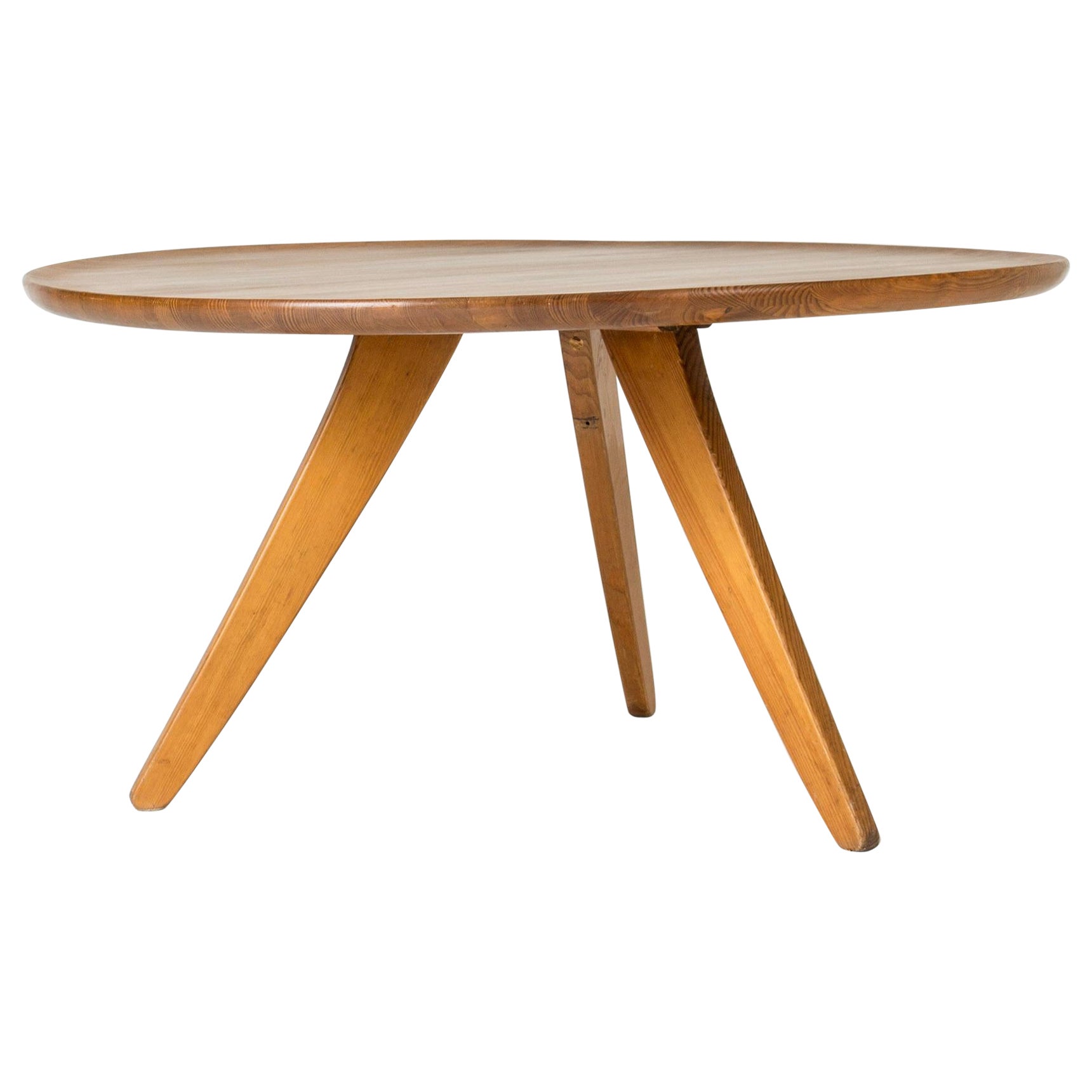 Midcentury Pine Coffee Table by Carl Malmsten, Sweden, 1940s For Sale