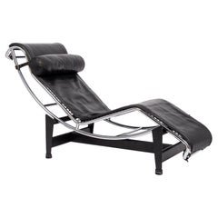 Chaise Chair LC4 in pelle nera Cassina vintage di Le Corbusier, 1980