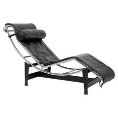 Chaise longue vintage Cassina en cuir noir LC4 par Le Corbusier, 1980