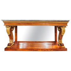 Une très belle table console d'époque Régence en bois de rose et partie supérieure en marbre doré 