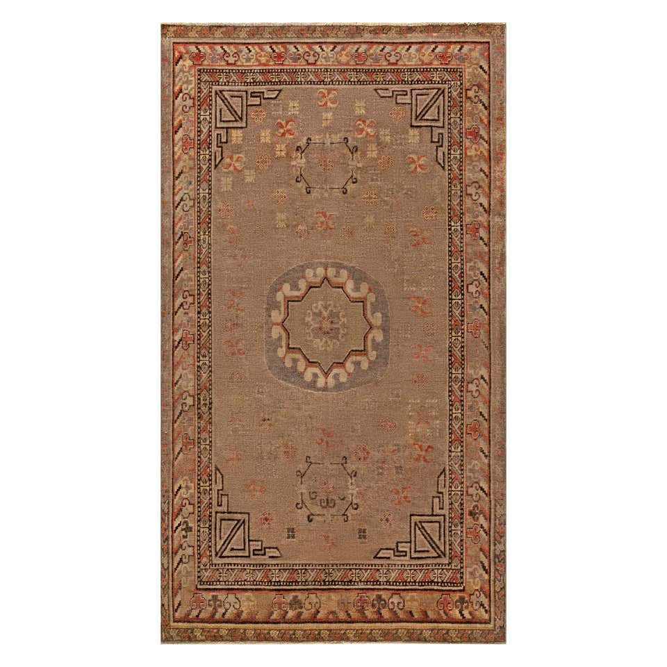 Mid-20th Century Samarkand Handmade Wool Rug For Sale at 1stDibs