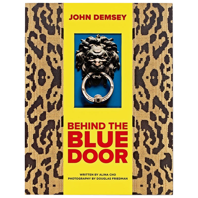Livre « Behind the Blue Door » de John Demsey en vente