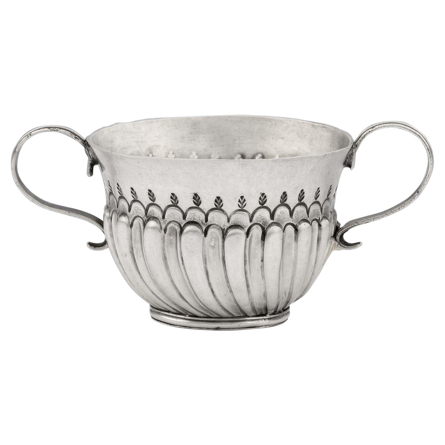 Copa Britannia Standard Dram de Guillermo III Fabricada en Londres por Nathaniel Lock, 1698