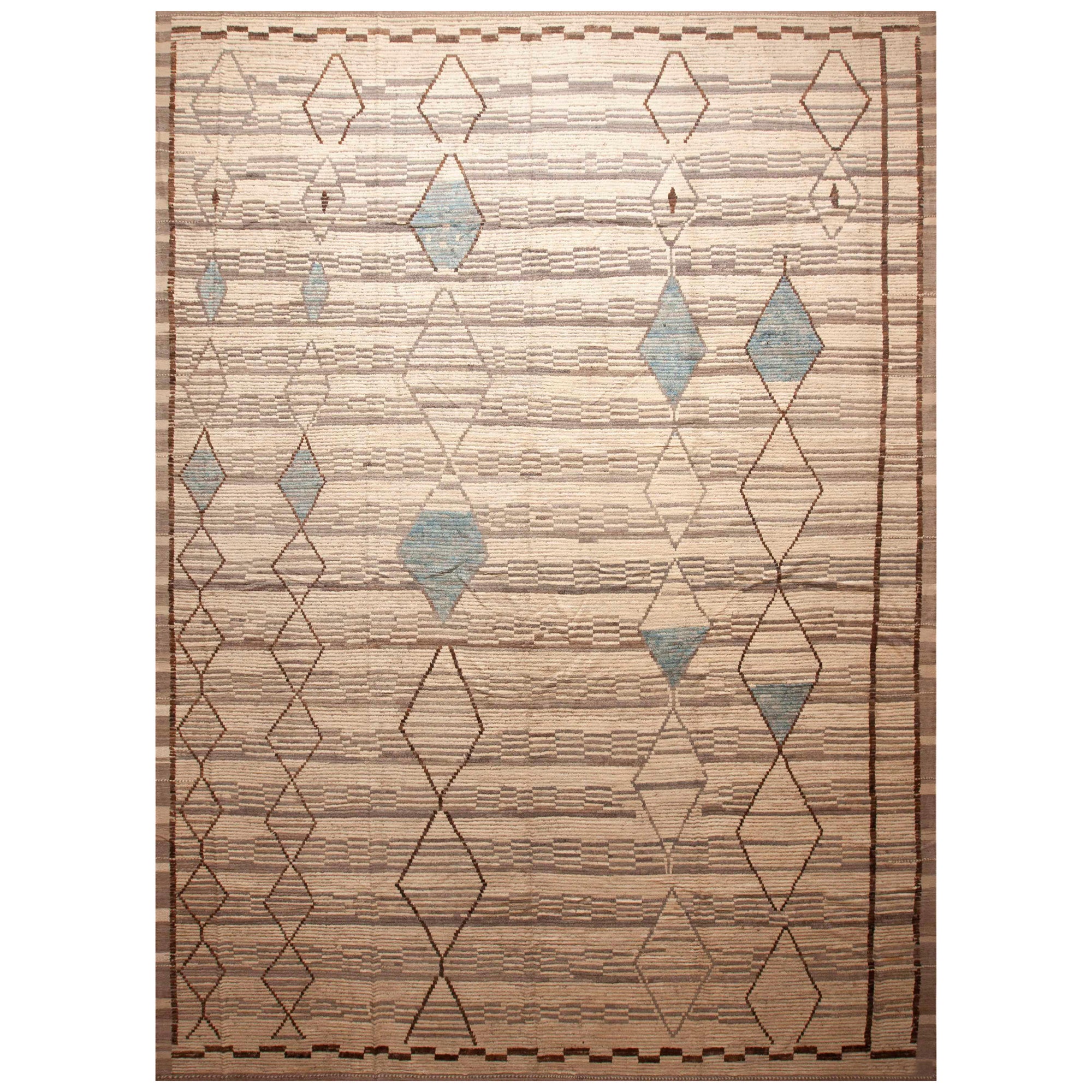 Nazmiyal Kollektion Großer moderner Teppich mit Stammes-Diamantmuster 13'7" x 18'6" im Angebot