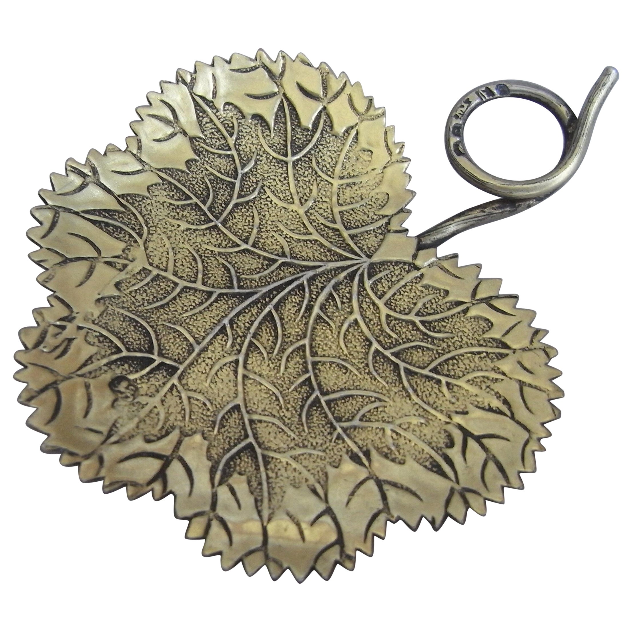 Cuchara de plata dorada "Hoja de fresa" de Guillermo IV por Joseph Willmore, 1832 en venta