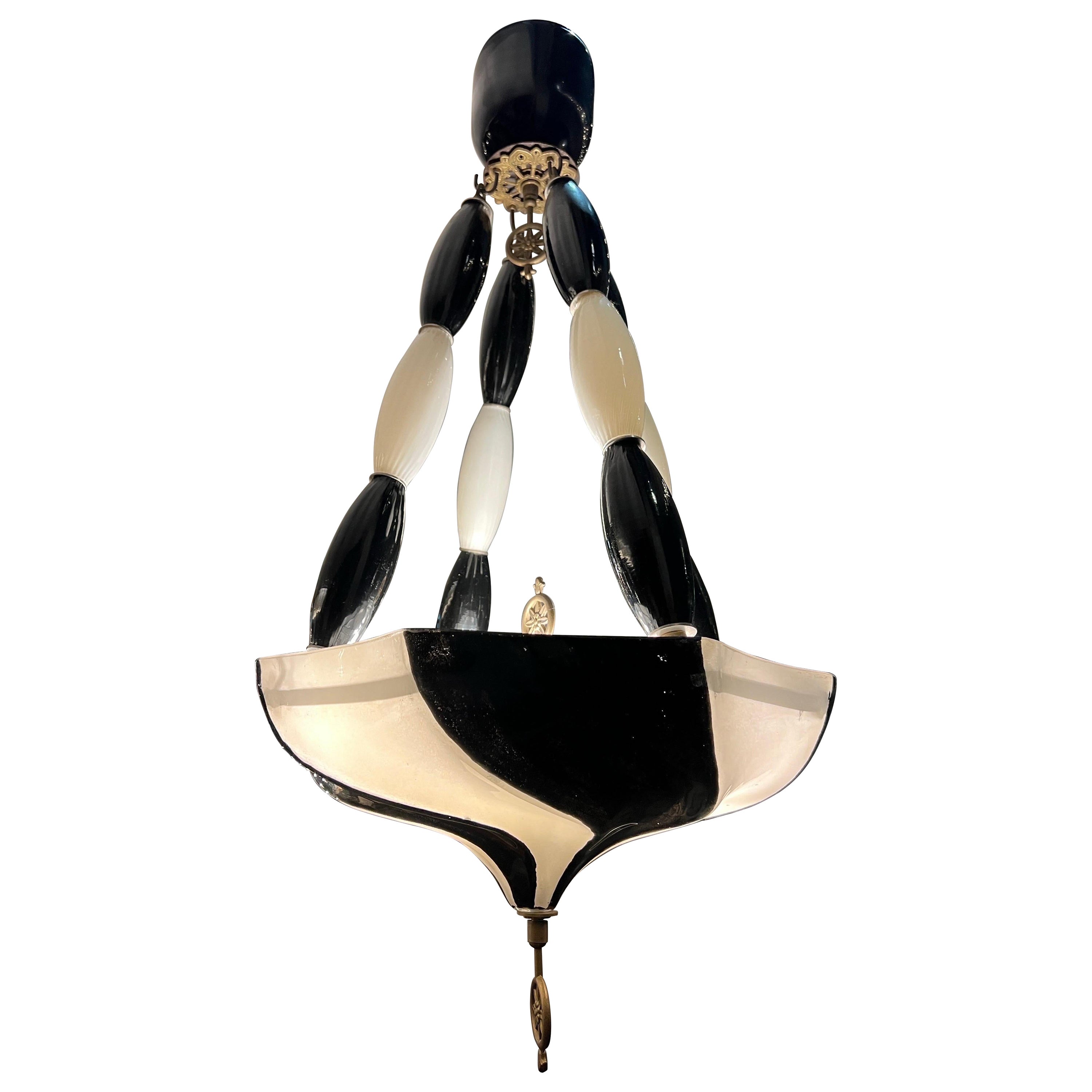 Black and White Fortuny Murano Glass and Bronze Chandelier, Late Deco 1940s For Sale