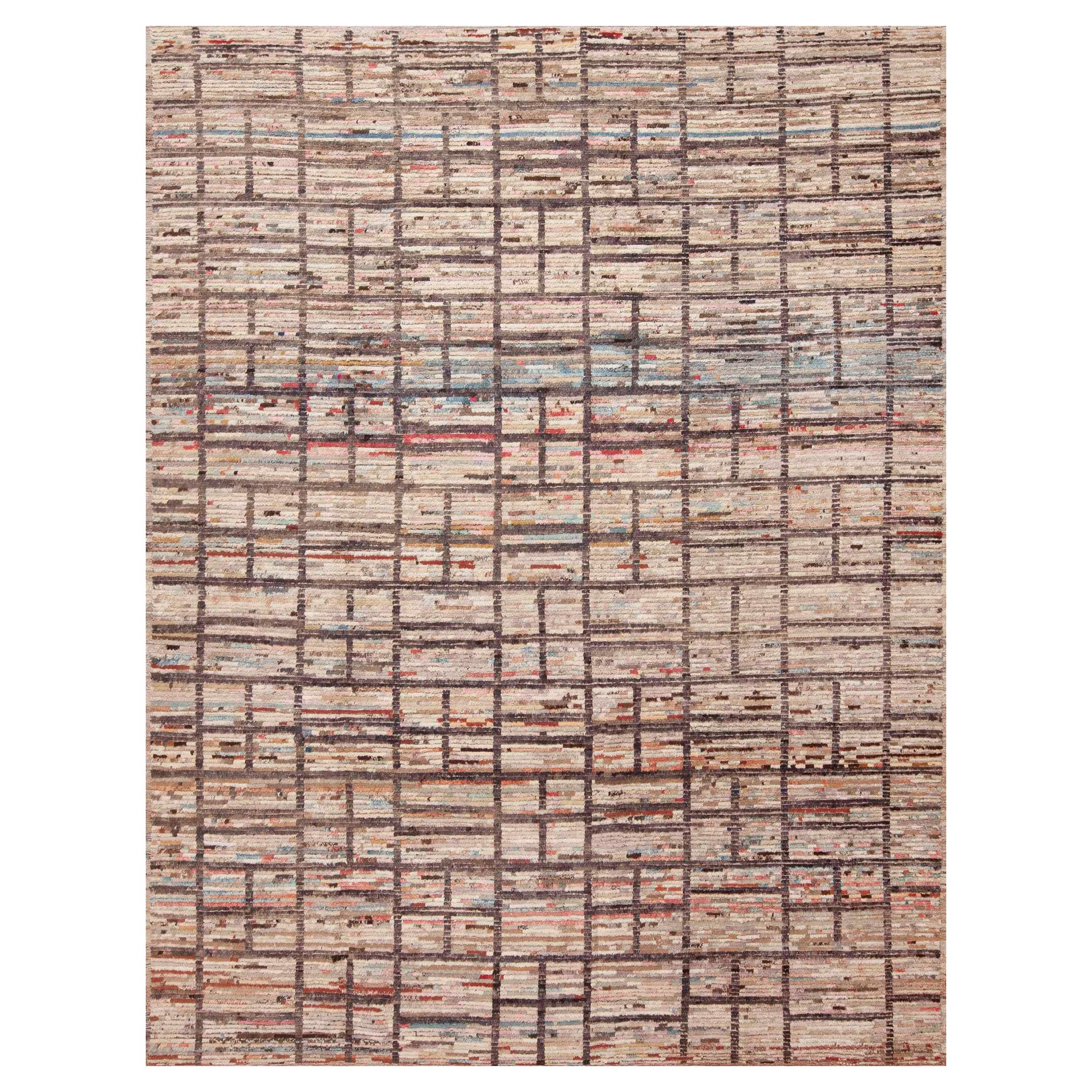 Nazmiyal Collection Modern Grid Design Wool Pile Handmade Area Rug 9'3" x 12' For Sale