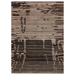 Tapis moderne à poils de laine couleur crème et anthracite de la collection Nazmiyal, 10' x 13'7"