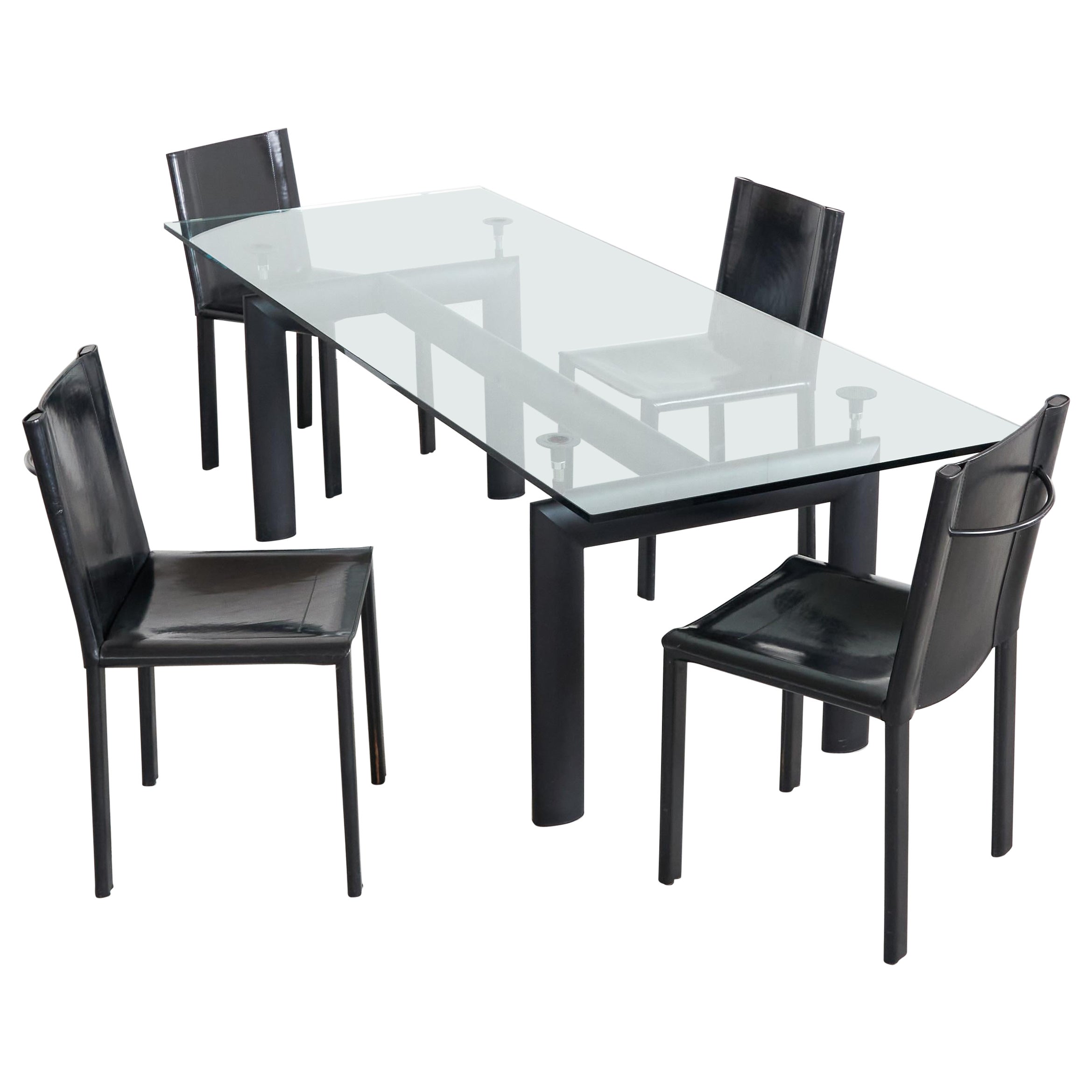 Set of Le Corbusier LC6 Table & 4 Matteo Grassi Chairs in Black Leather 1990s For Sale