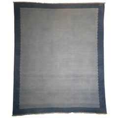 Tapis Dhurrie vintage en bleu, avec bordure massive de Rug & Kilim