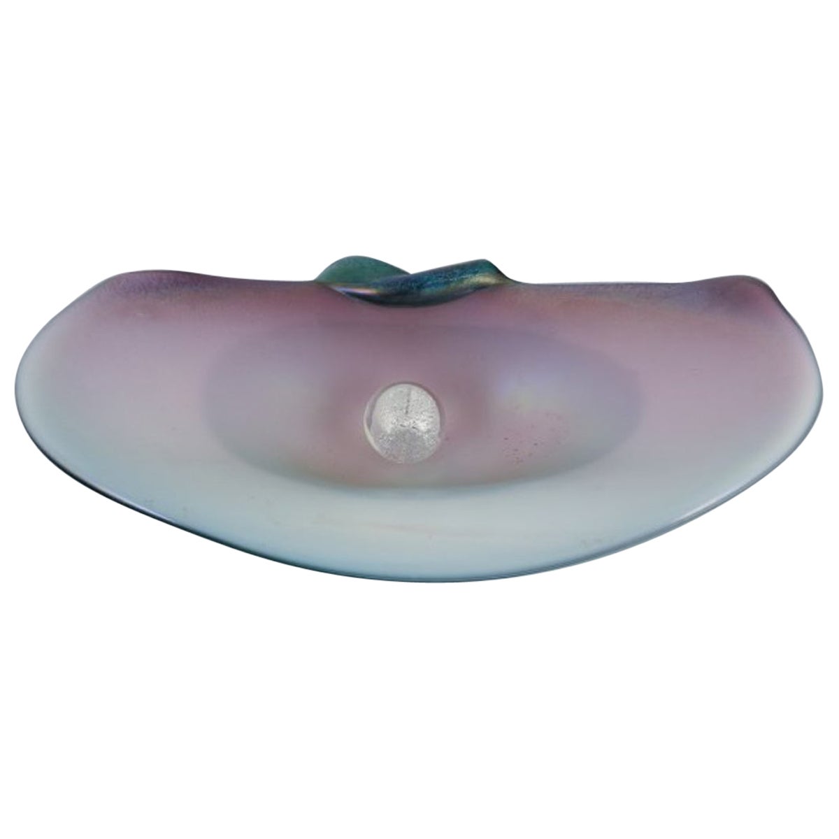 Valentino for Murano, Italy. Rare art glass bowl shaped like a seashell