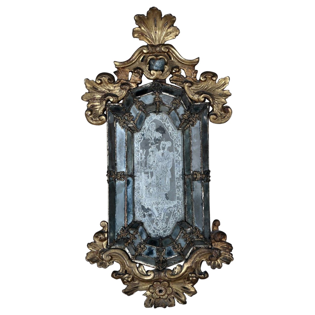 18. Jahrhundert. Spiegel aus venezianischem Gilbholz mit Chinoiserie-Figur im Angebot