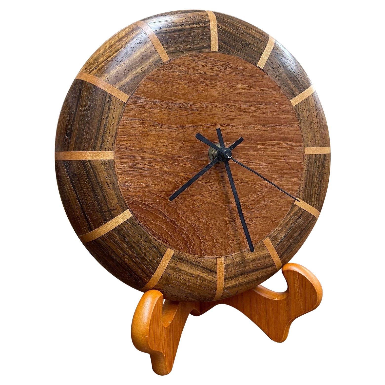 Vintage-Wanduhr aus Holz im Mid-Century Modern-Stil im Angebot