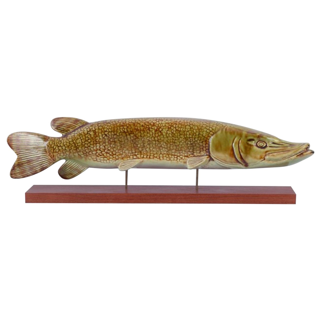 Sven Wejsfelt for Gustavsberg. Large and impressive ceramic sculpture of a pike