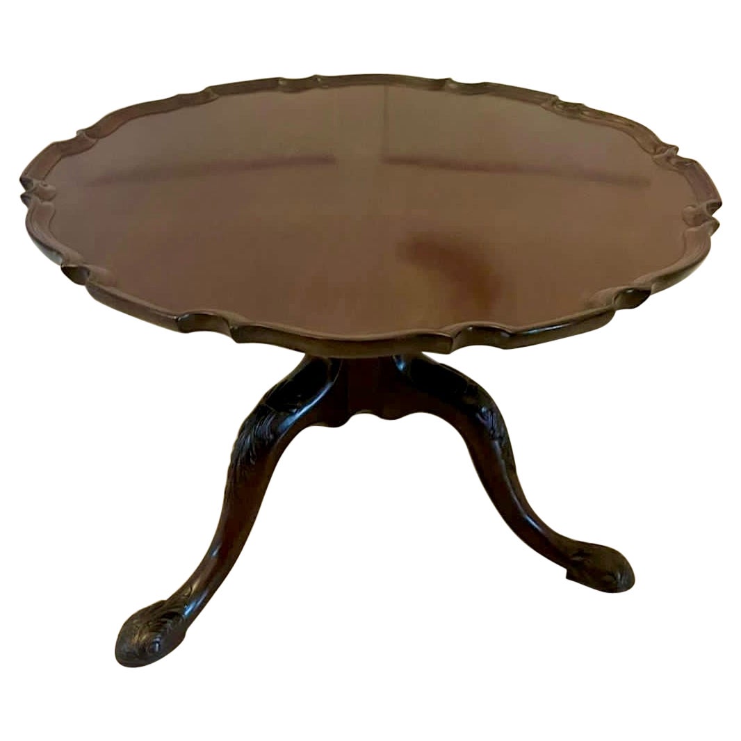 Ancienne table basse en acajou de qualité George III 