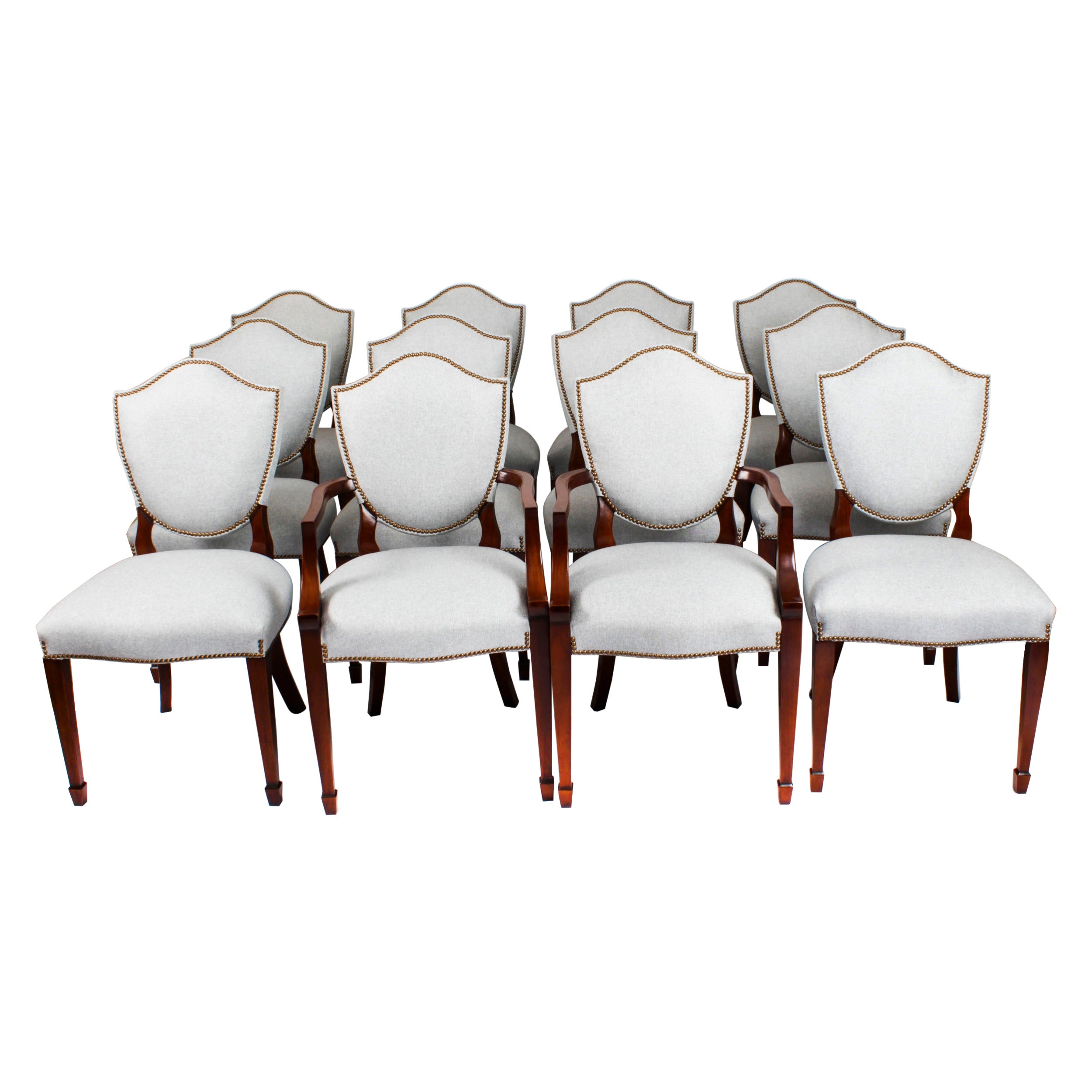 Vintage-Set 12 Hepplewhite Revival-Esszimmerstühle mit Schilfrohrrückenlehne, 20. Jahrhundert im Angebot