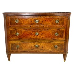 Commode suédoise du début du 20e siècle