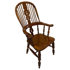 Antique Victorian Quality Yew Wood Broad Arm Windsor Chair 