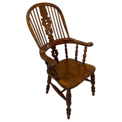 Antique Victorian Quality Yew Wood Broad Arm Windsor Chair