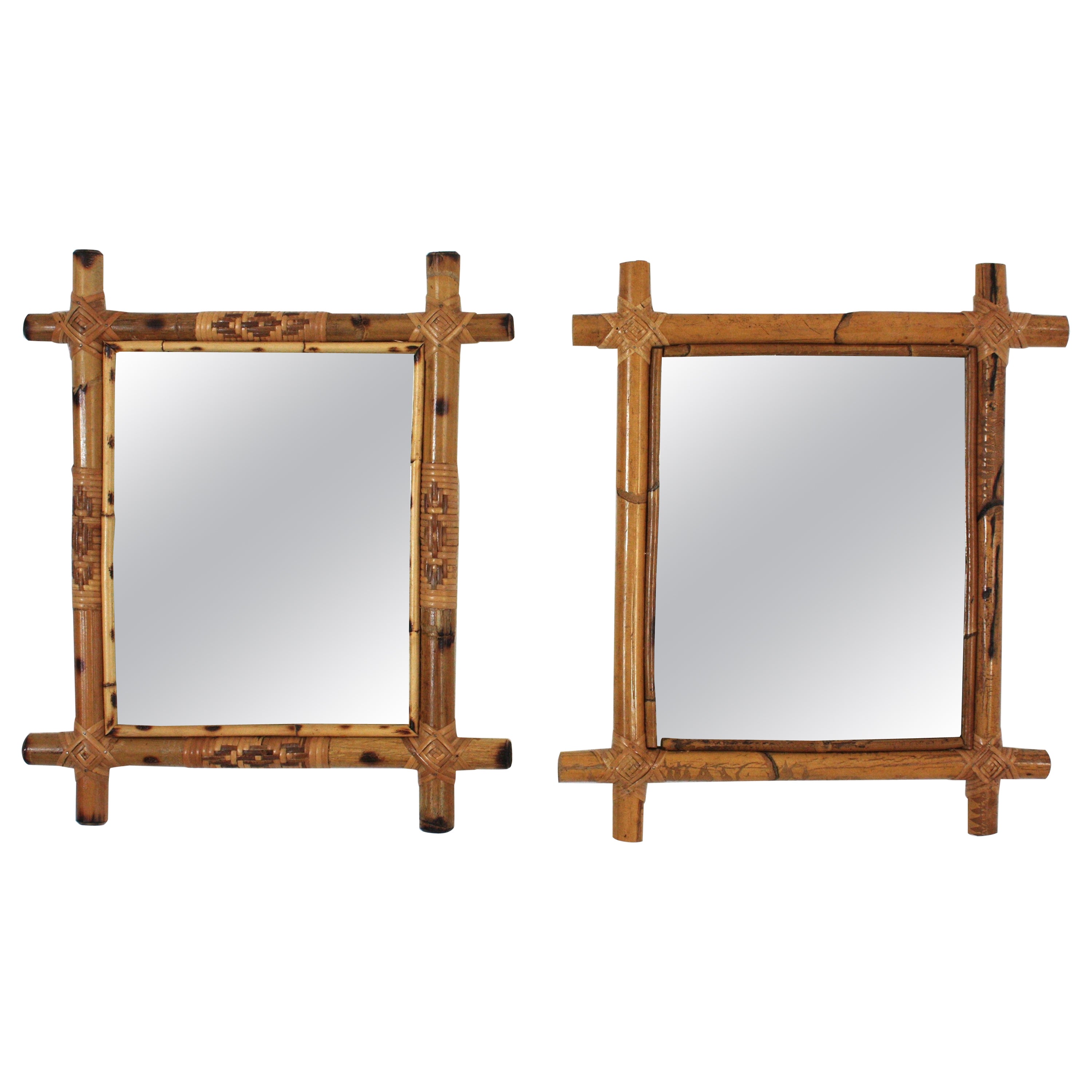 Paire de miroirs rectangulaires en bambou et rotin  en vente