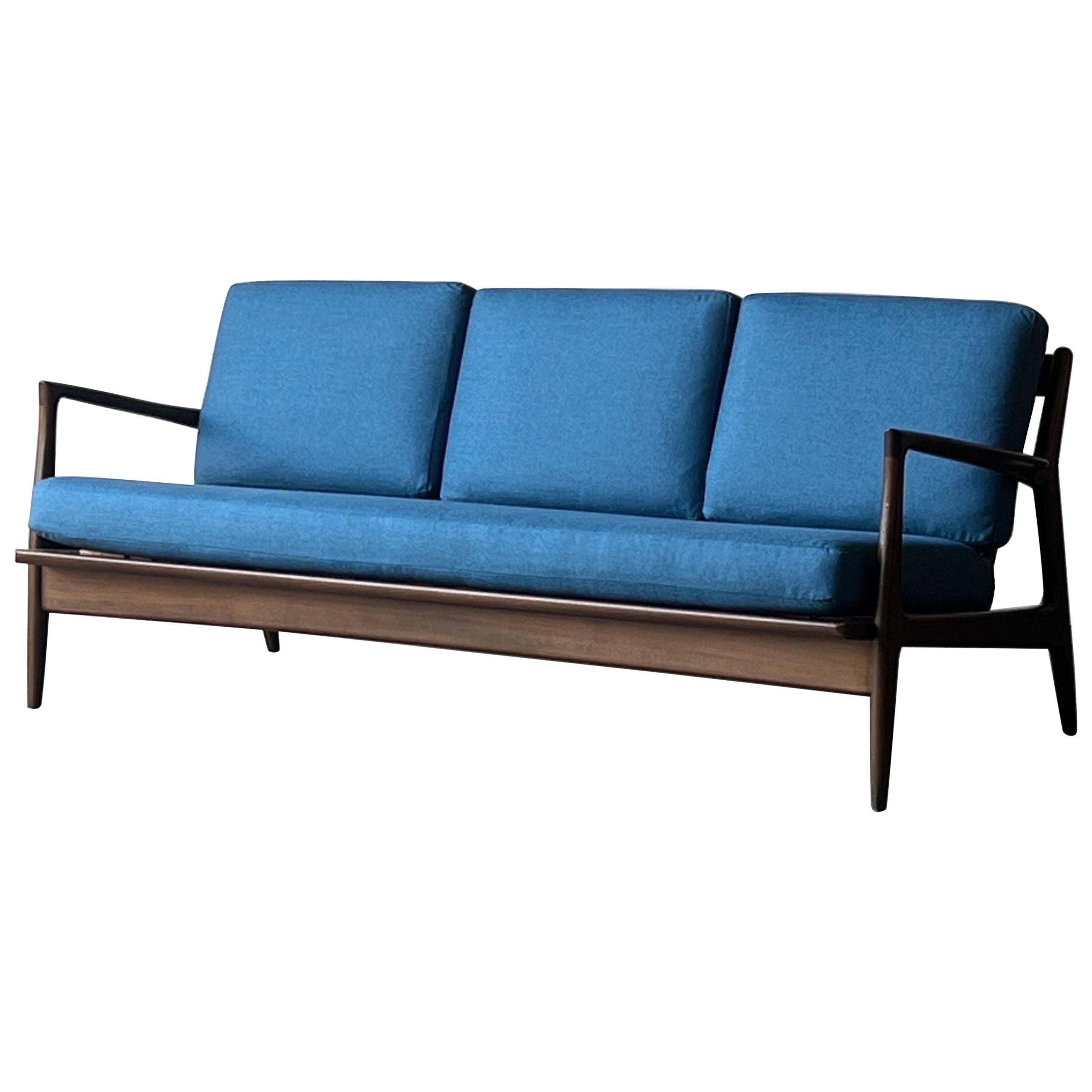Mid-Century “Blade” Sofa by Ib Kofod-Larsen for Selig, Denmark 