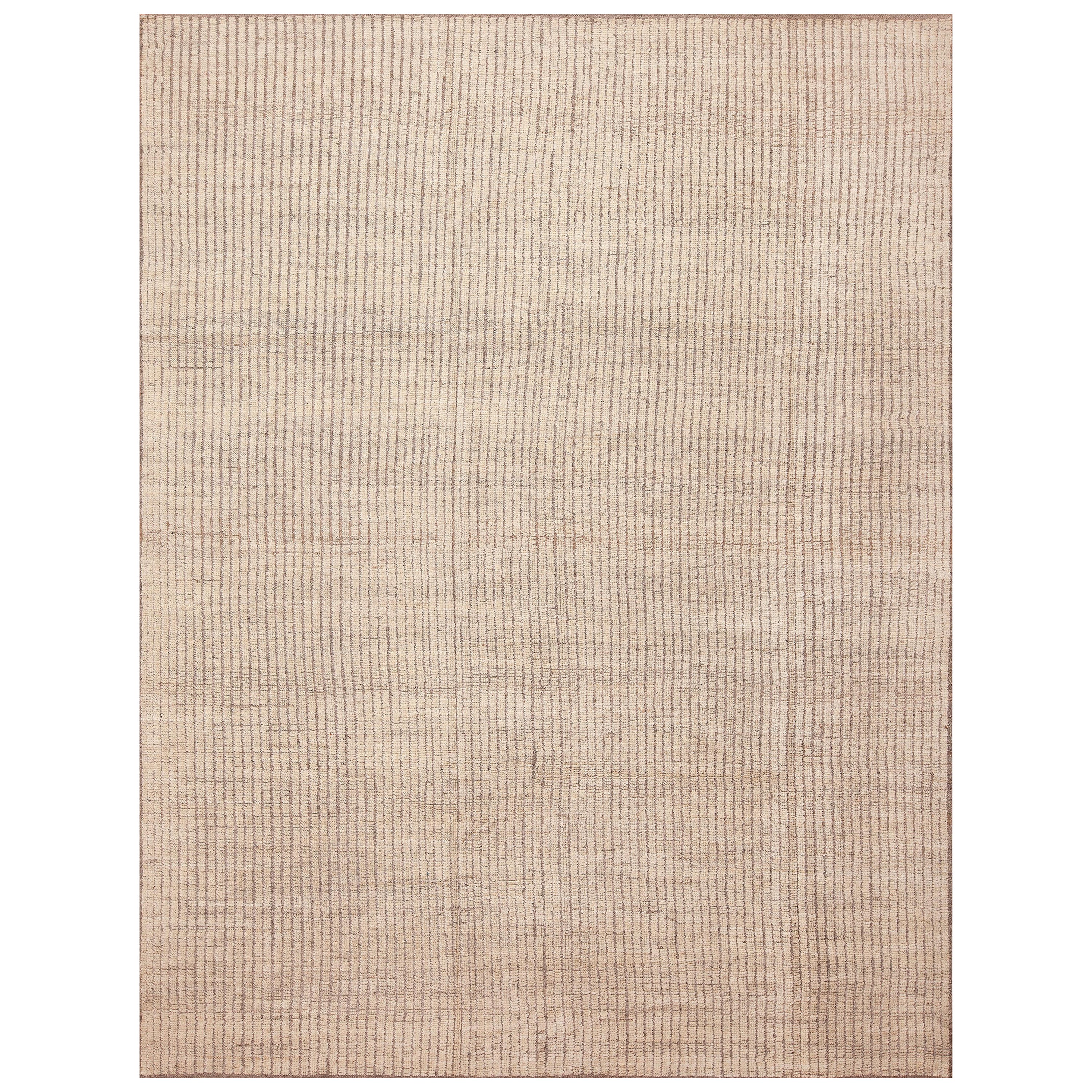 Nazmiyal Collection Abstract Neutral Minimalist Modern Area Rug 7'4" x 9'8" For Sale