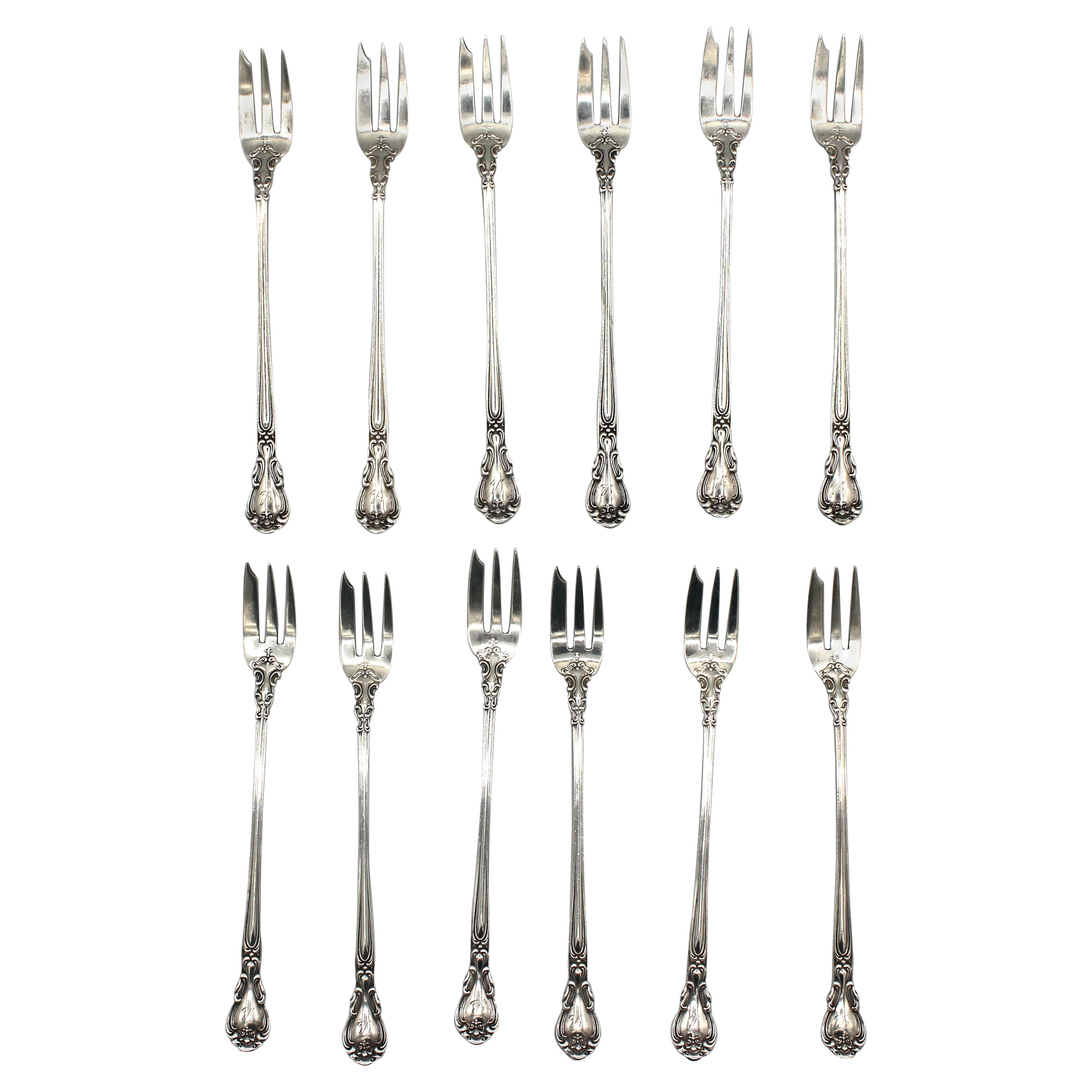 Set of 12 Chantilly Pattern Sterling Oyster Forks by Gorham, early 20th century For Sale