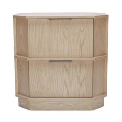 Comodino Clyde di Disc Interiors x Lawson-Fenning