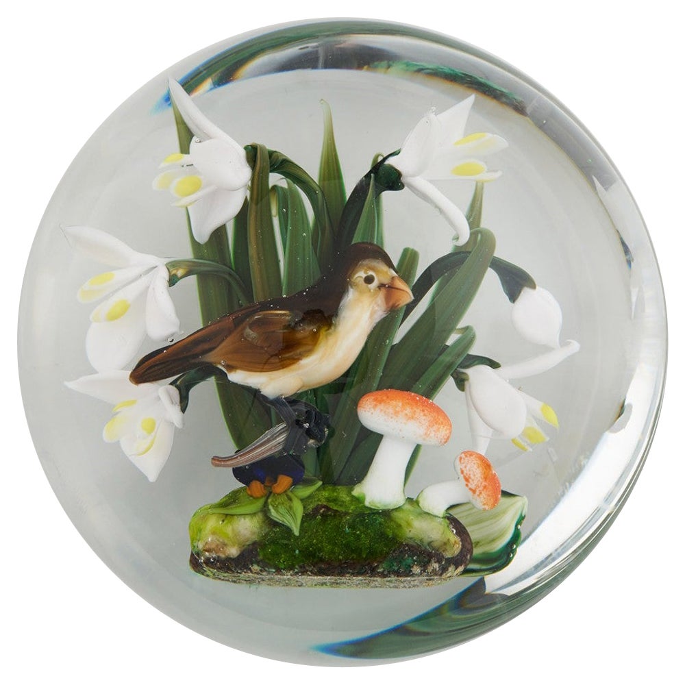 Rick Ayotte Paperweight Depicting a Snow Bunting 1990 For Sale