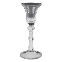 Copa de vino georgiana de triple knop opaca con tallo retorcido c1765