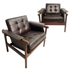 Illum Wikkelsø 'Wiki' Lounge Chairs in Rosewood and Espresso Leather, Pair