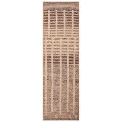 Collection Nazmiyal, tapis de couloir de couloir tribal géométrique moderne 3'4" x 11'3"