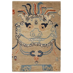 Rug & Kilim's Dragon Scatter Rug in Beige with Orange and Blue Pictorial (en anglais)