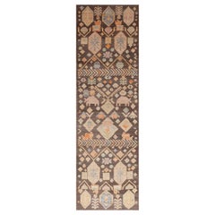 Collection Nazmiyal - Tapis de course moderne à motifs géométriques tribaux et animaux - 3' x 9'9"