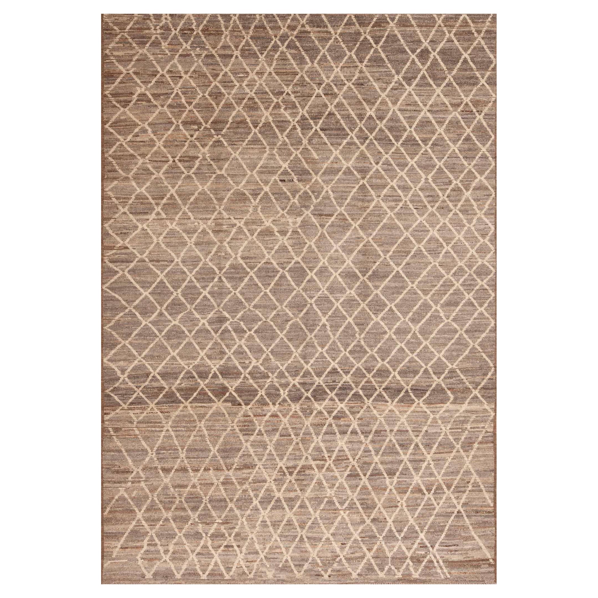 Nazmiyal Collection Modern Grey Abrash Ivory Tribal Geometric Rug 6'6" x 9'4"