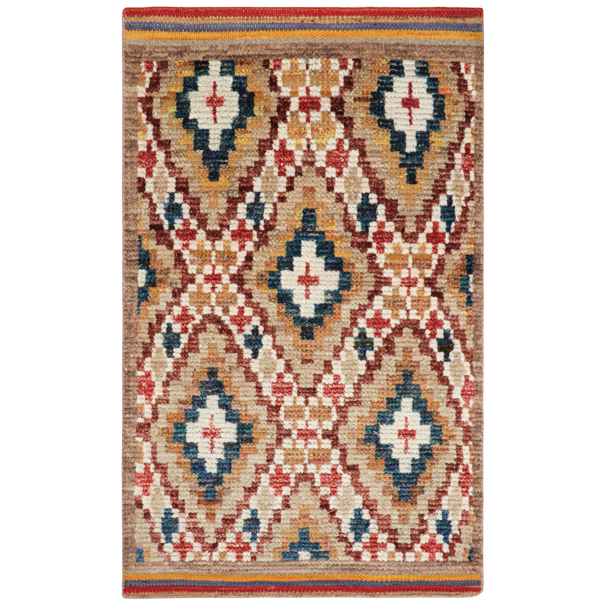 Rug & Kilim's Marokkanischer Teppich mit geometrischen Rautenmustern im Angebot