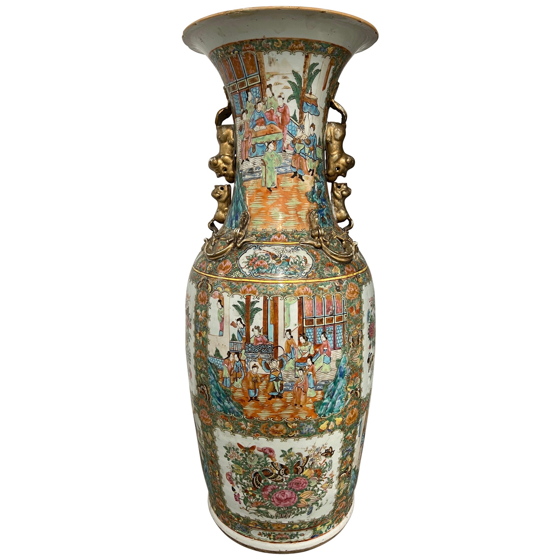 Grand vase de sol chinois de taille palais avec médaillon Famille Rose