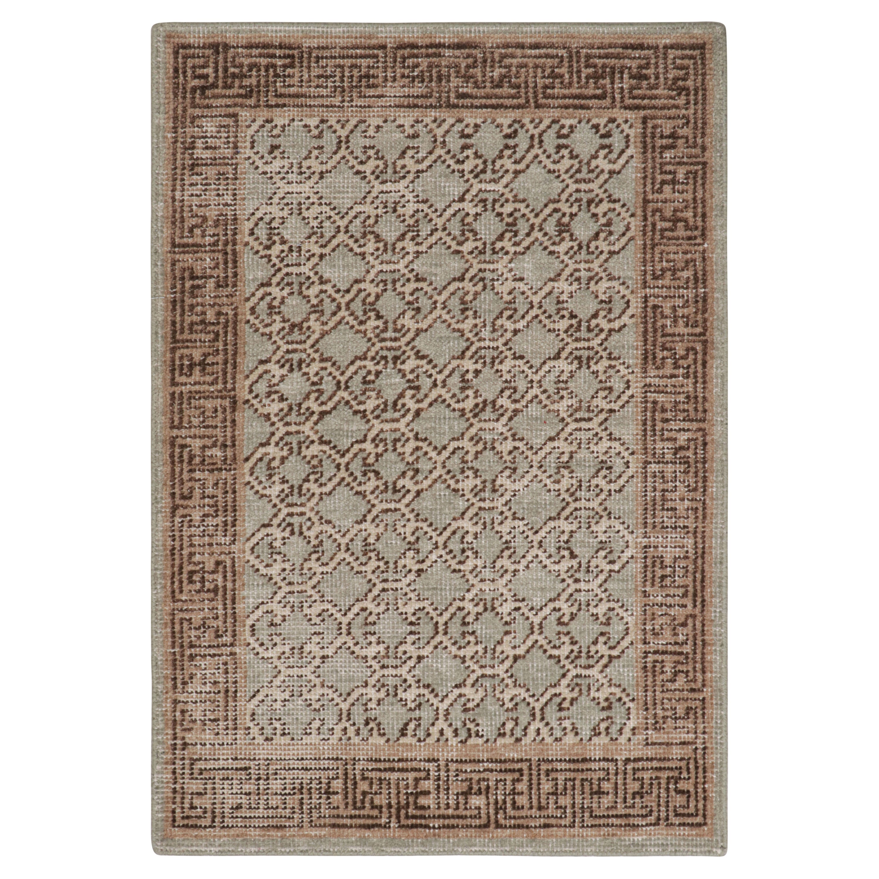 Rug & Kilim's Abstract Scatter Rug With Blue-Brown Patterns (Tapis de dispersion abstrait à motifs bleus et bruns)