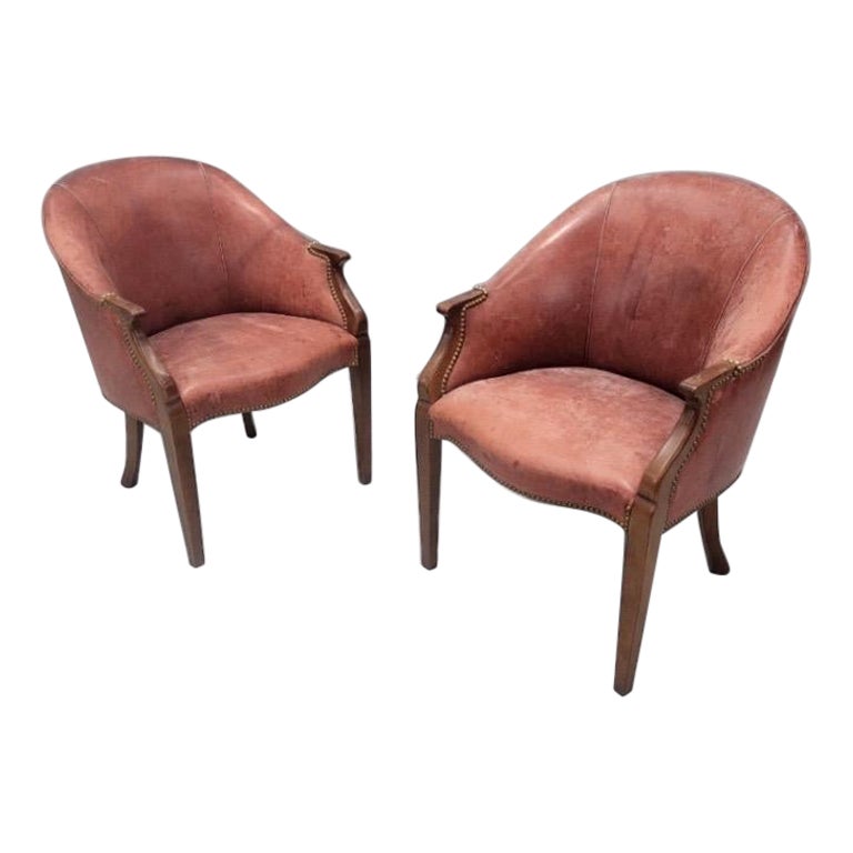 Antique English Edwardian Mahogany Original Patinated Leather Tub Chairs - Pair  For Sale