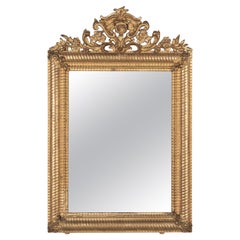 Miroir doré de style Louis XV français du 19ème siècle
